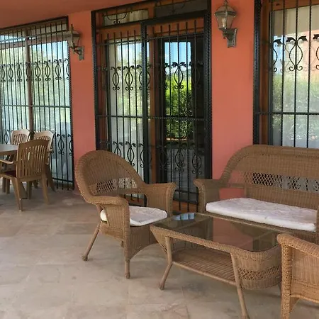Sun City Villas *