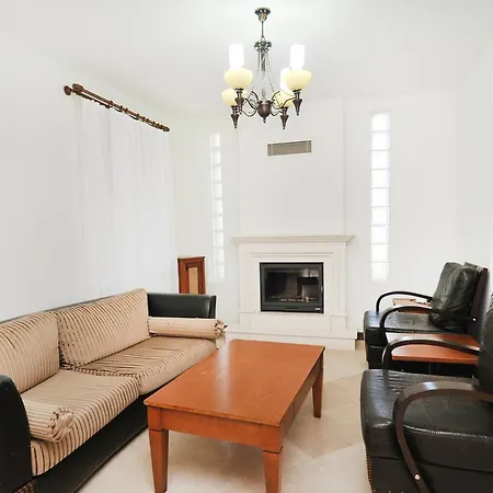 Sun City Villas *